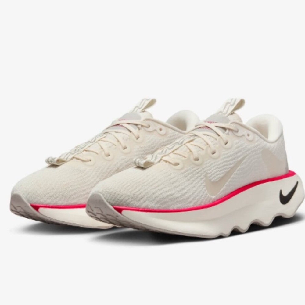 NEW COLOR!! Nike Women's Motiva Walking Shoes